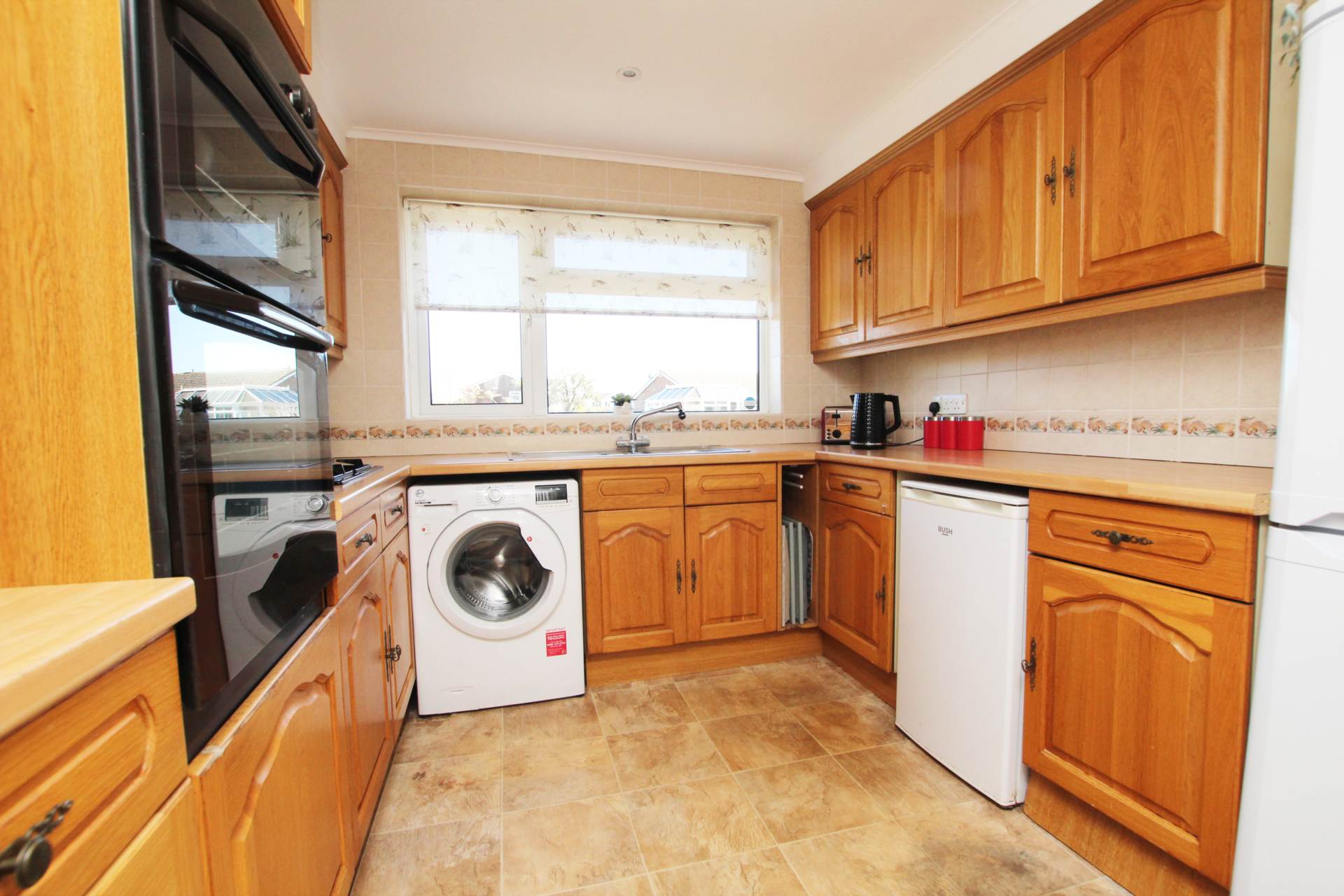 Tamarack Close, Eastbourne, BN22 0TR, Image 4