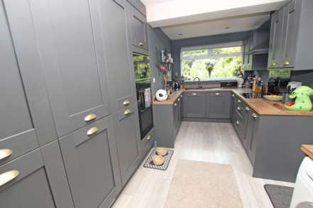 Brodrick Road, Eastbourne, BN22 9NR, Image 11