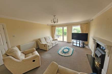 Summerdown Lane, East Dean, BN20 0LF, Image 4