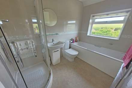 Summerdown Lane, East Dean, BN20 0LF, Image 9