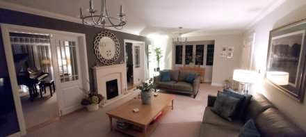 The Combe, Eastbourne, BN20 9DB, Image 23