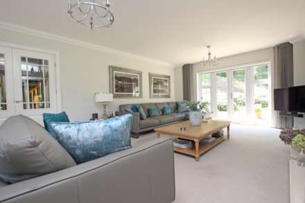 The Combe, Eastbourne, BN20 9DB, Image 4