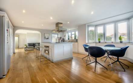 Seafield Road, Angmering, BN16 1NA, Image 18