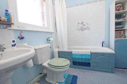 Denton Road, Eastbourne, BN20 7ST, Image 9
