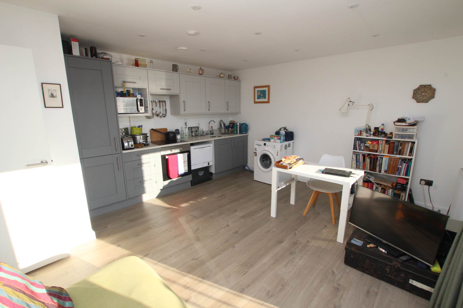 Langney Road, Eastbourne, BN22 8AG, Image 6