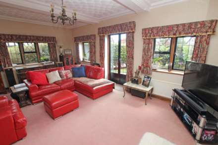 The Park Close, Eastbourne, BN20 8AG, Image 3