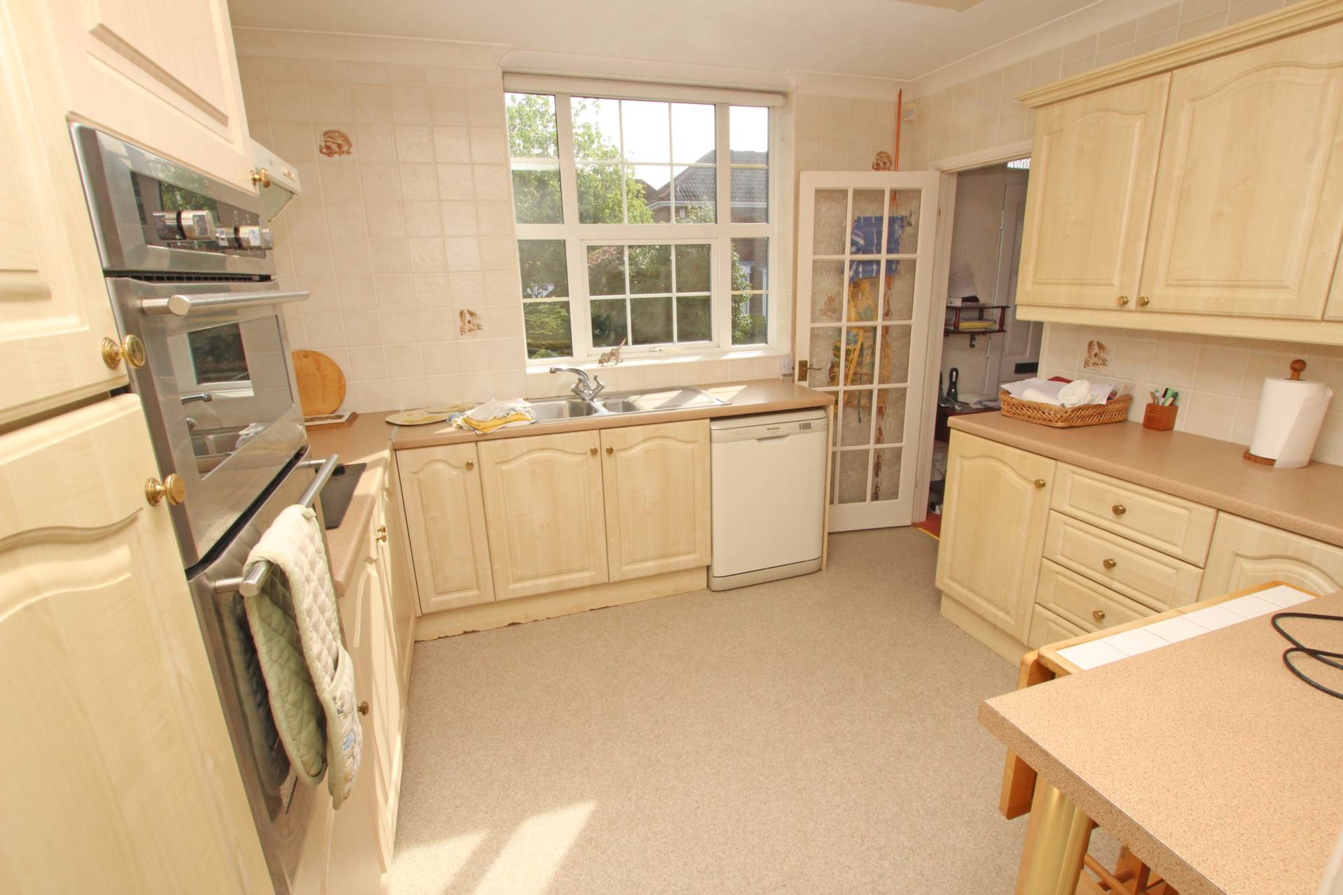 Beristede Close, Eastbourne, BN20 7EQ, Image 4