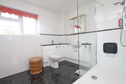 Long Acre Close, Eastbourne, BN21 1UF, Image 15