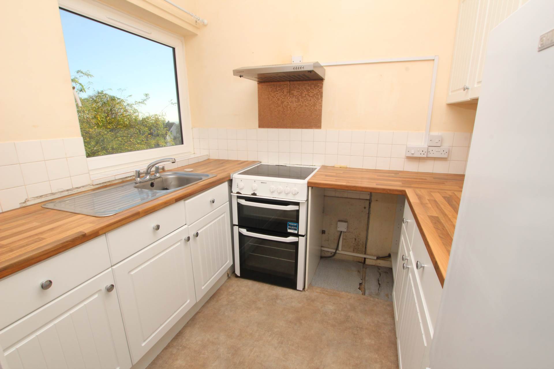 Elmwood, Arundel Road, BN21 2EN, Image 4