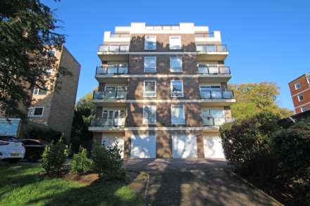 1 Bedroom Flat, Elmwood, Arundel Road, BN21 2EN