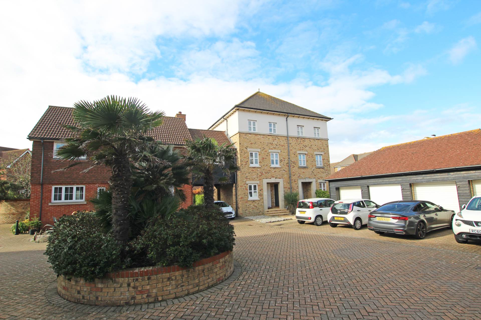 La Serena Place, Eastbourne, BN23 5AE, Image 16