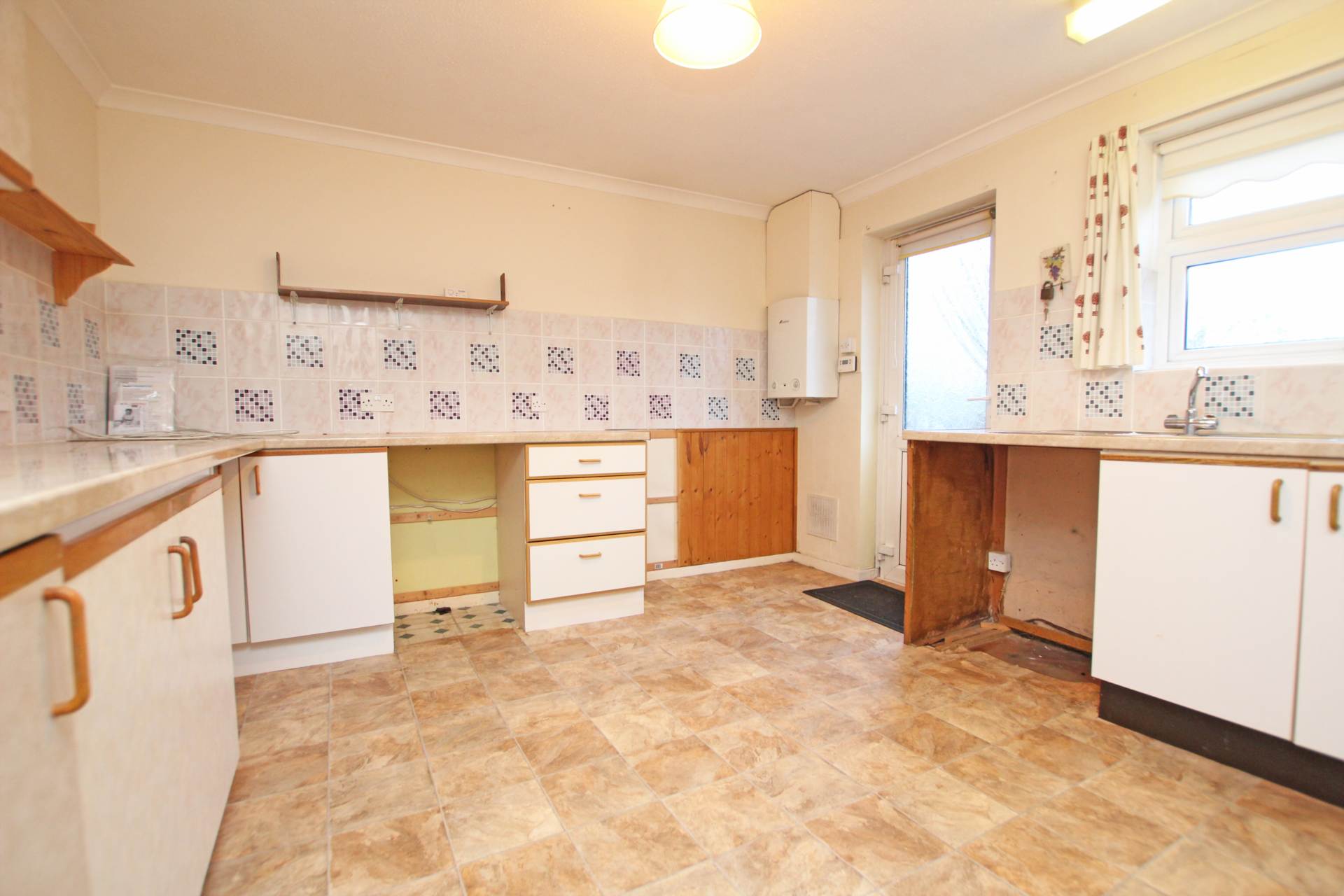 Pensford Drive, Eastbourne, BN23 7NY, Image 3
