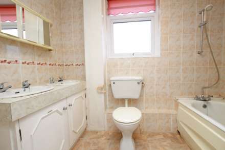 Pensford Drive, Eastbourne, BN23 7NY, Image 7