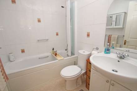 Sheraton Close, Eastbourne, BN21 4HQ, Image 9