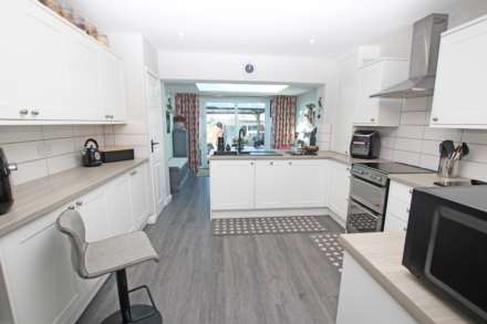 Castle View Gardens, Westham, BN24 5HR, Image 2