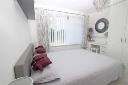 Castle View Gardens, Westham, BN24 5HR, Image 6