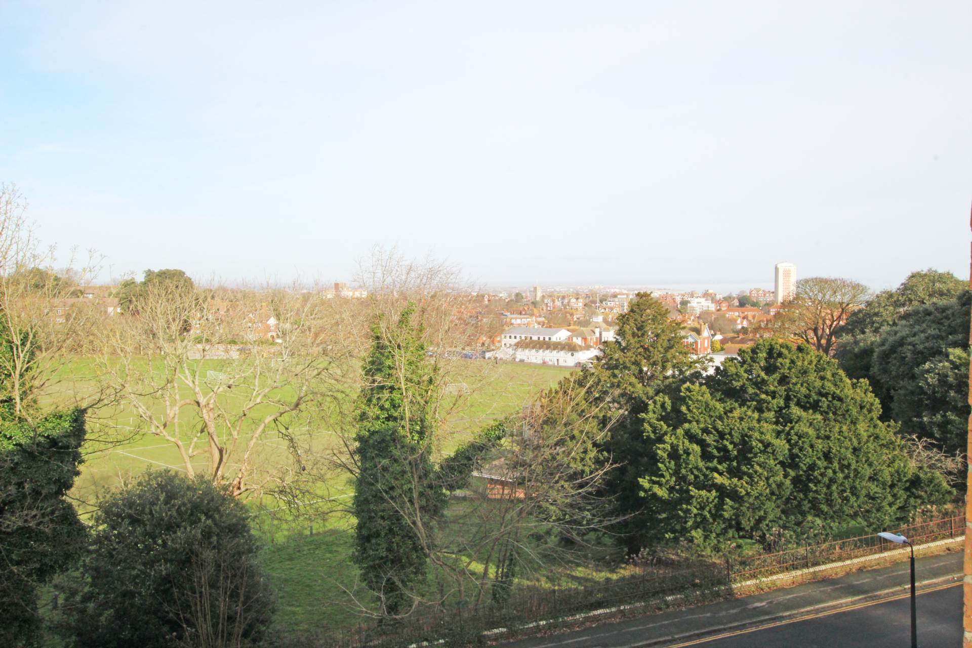 Wellcombe Crescent, Eastbourne, BN20 7XW, Image 2