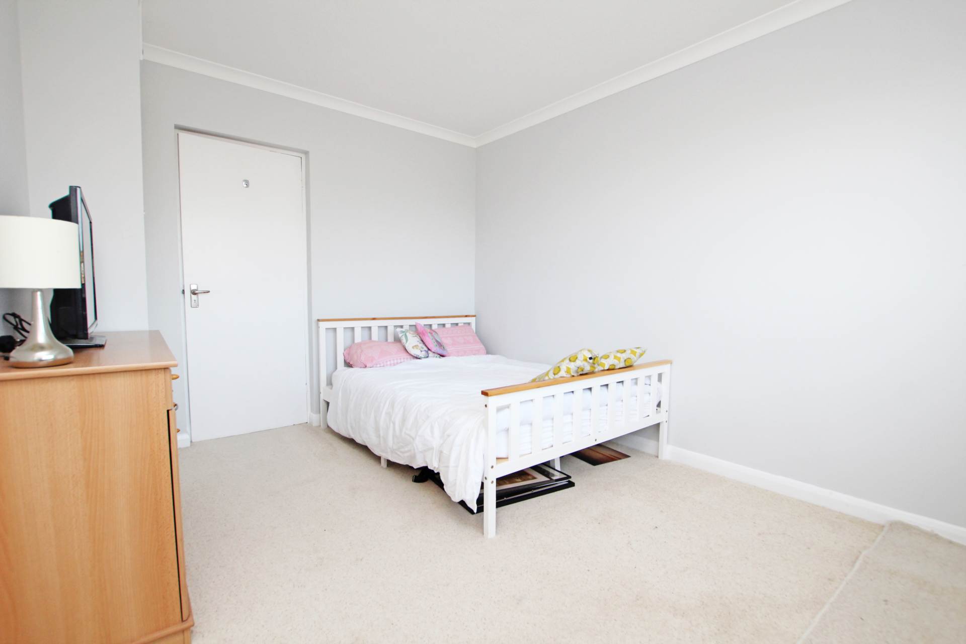 Wellcombe Crescent, Eastbourne, BN20 7XW, Image 7