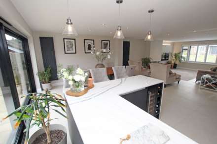 Wells Close, Eastbourne, BN20 7TX, Image 10