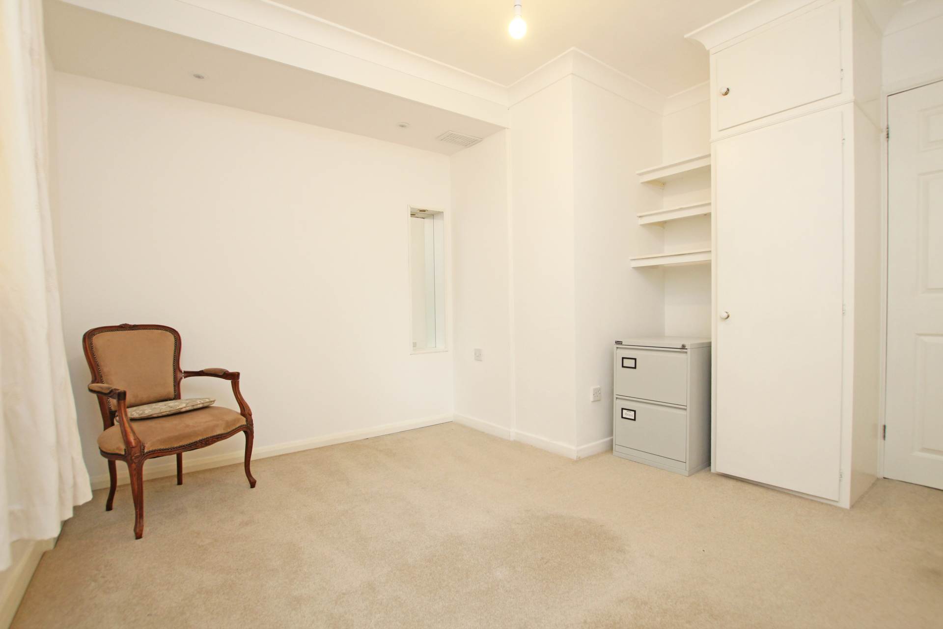Grange Gardens, Eastbourne, BN20 7DA, Image 16