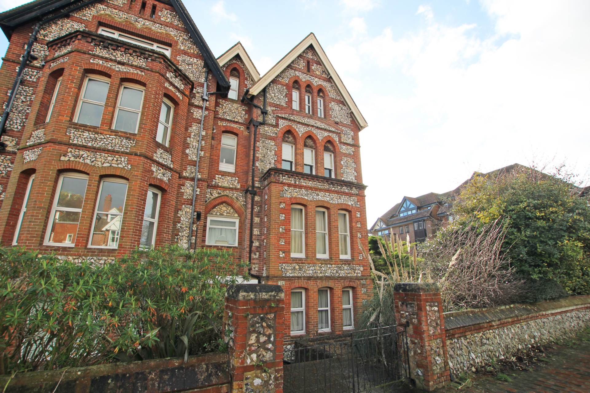Grange Gardens, Eastbourne, BN20 7DA, Image 22