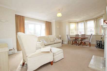 Grange Gardens, Eastbourne, BN20 7DA, Image 14