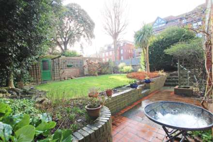 Grange Gardens, Eastbourne, BN20 7DA, Image 20