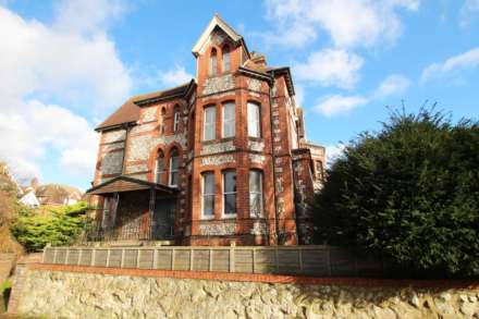 Grange Gardens, Eastbourne, BN20 7DA, Image 23