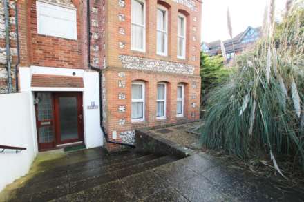 Grange Gardens, Eastbourne, BN20 7DA, Image 24