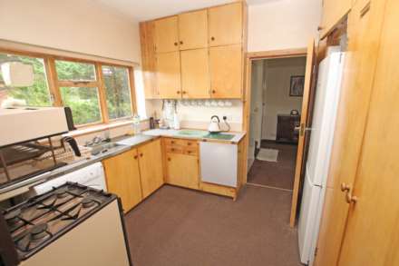 Summerdown Road, Eastbourne, BN20 8DQ, Image 13