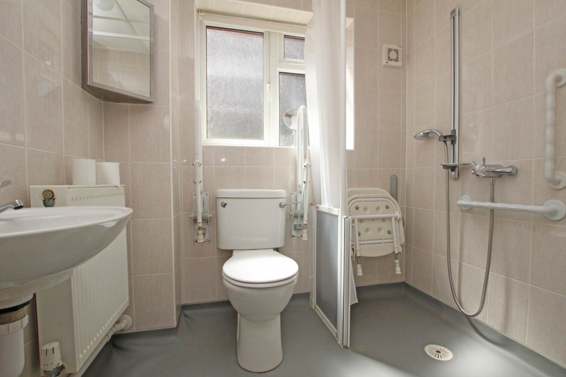 Moat Croft Road, Eastbourne, BN21 1NH, Image 9