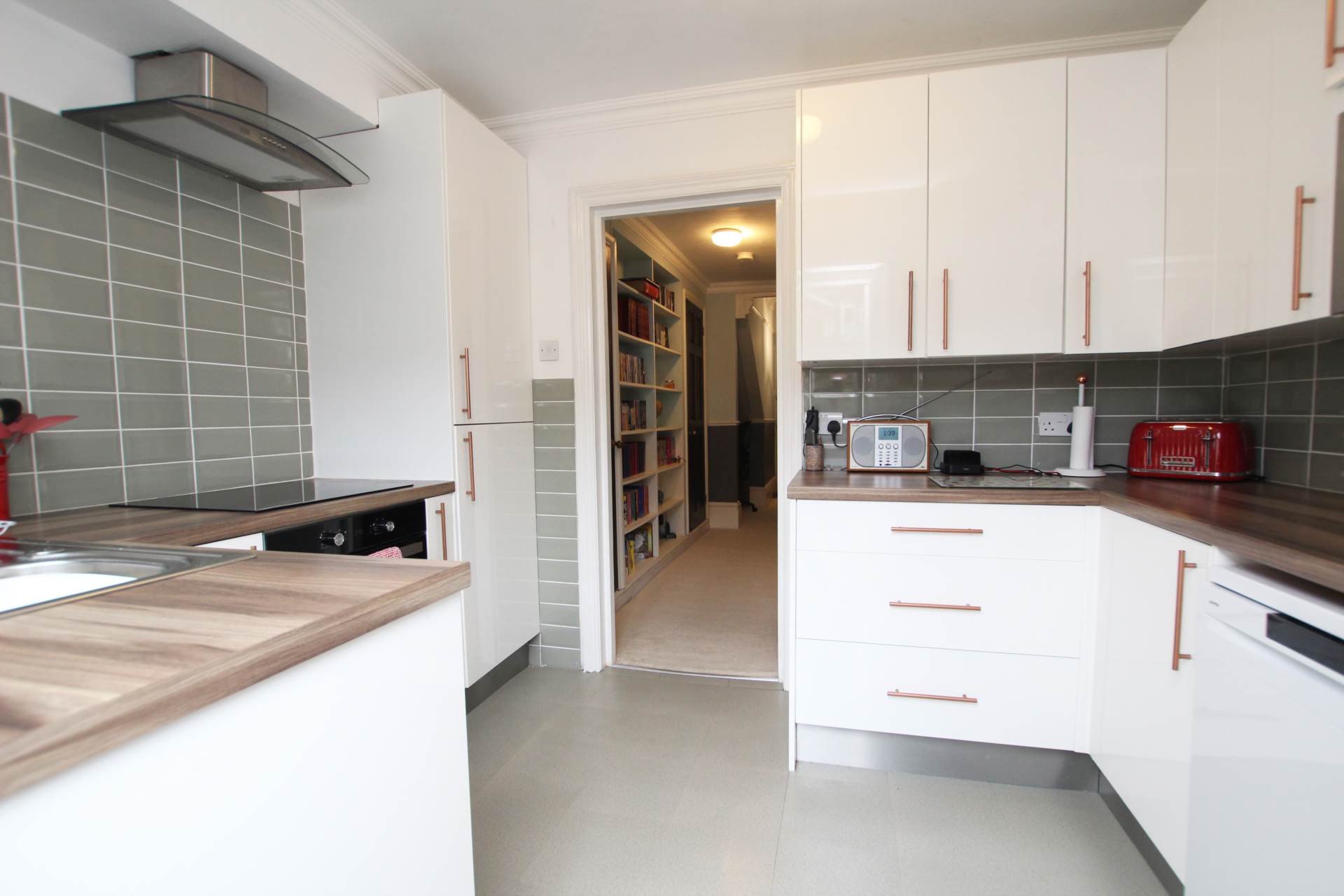 Elms Avenue, Eastbourne, BN21 3DN, Image 3