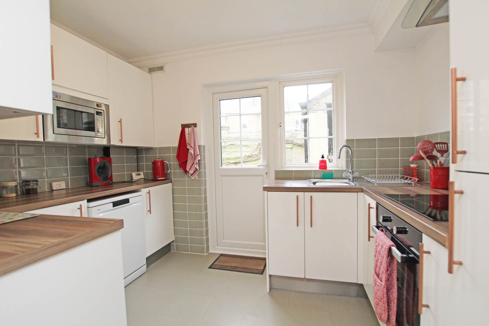 Elms Avenue, Eastbourne, BN21 3DN, Image 8