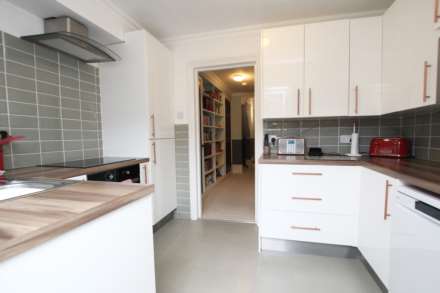 Elms Avenue, Eastbourne, BN21 3DN, Image 3