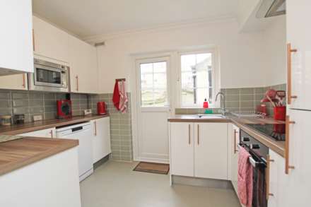 Elms Avenue, Eastbourne, BN21 3DN, Image 8