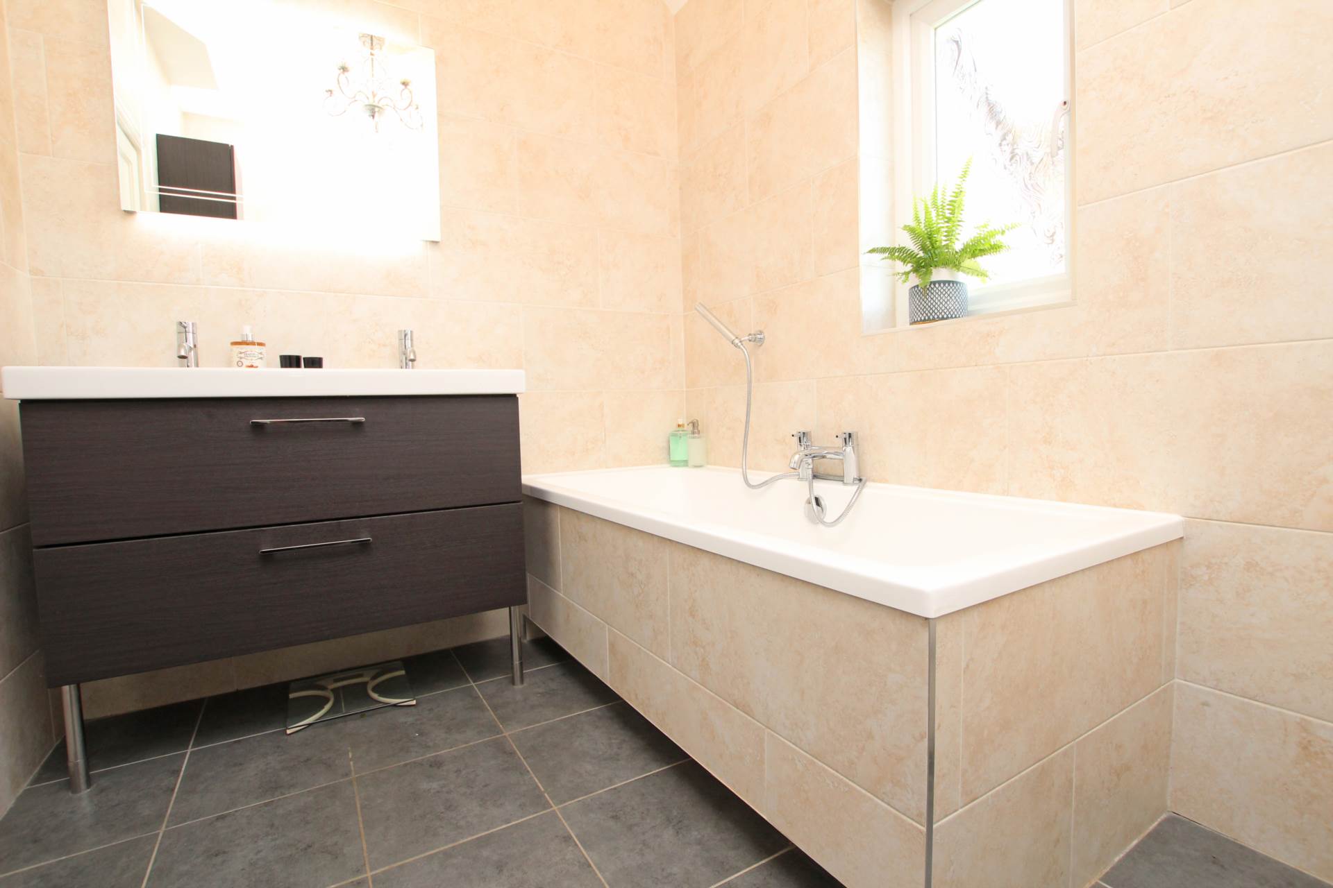 Kings Drive, Eastbourne, BN21 2PB, Image 20