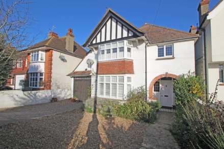 4 Bedroom Detached, Kings Drive, Eastbourne, BN21 2PB