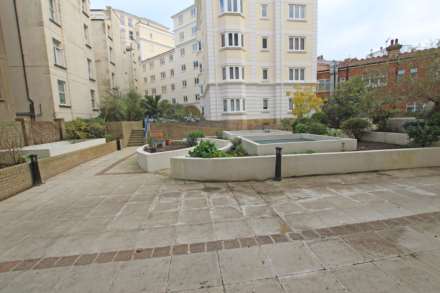 Compton Street, Eastbourne, BN21 4AP, Image 8