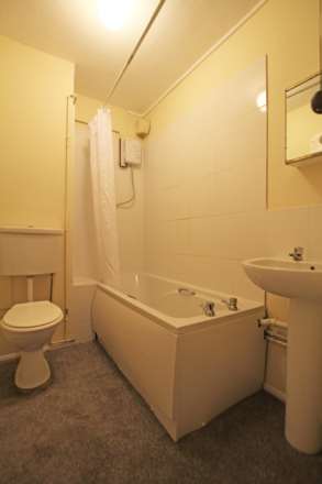 Upperton Road, Eastbourne, BN21 1LU, Image 7