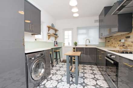 Neville Road, Eastbourne, BN22 8HR, Image 3