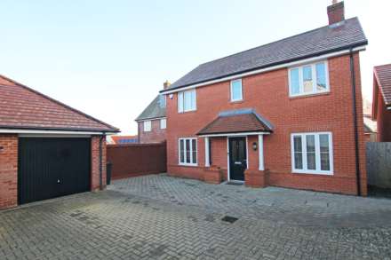 4 Bedroom Detached, Bronte Drive, Pevensey, BN24 5FN