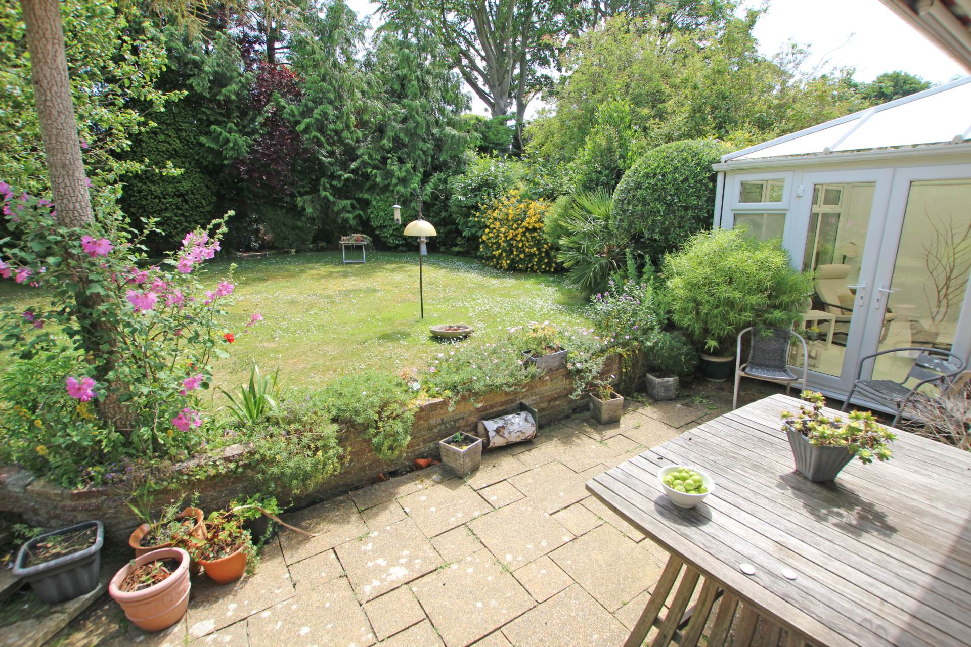 Salisbury Close, Eastbourne, BN22 0JY, Image 13