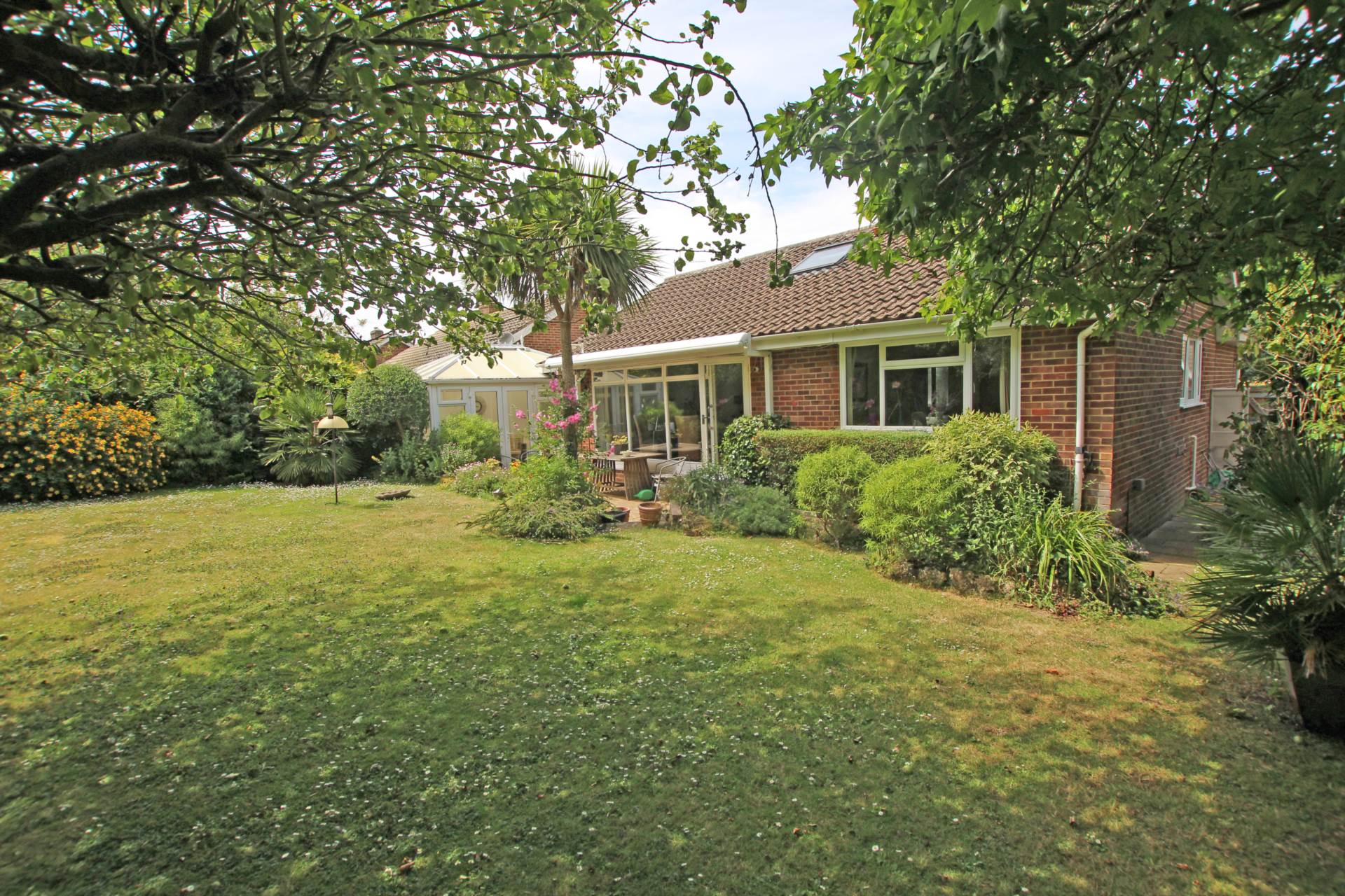 Salisbury Close, Eastbourne, BN22 0JY, Image 9