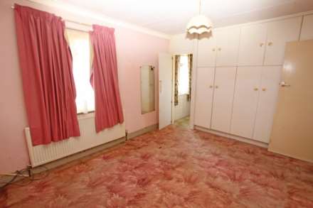 Queens Crescent, Eastbourne, BN23 6JR, Image 6