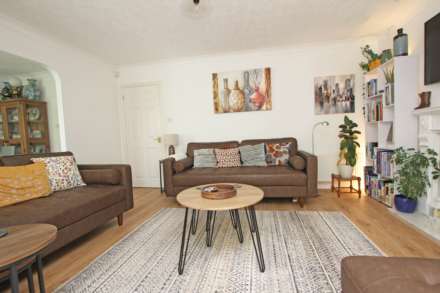 Wheelwright Close, Eastbourne, BN22 0XG, Image 15