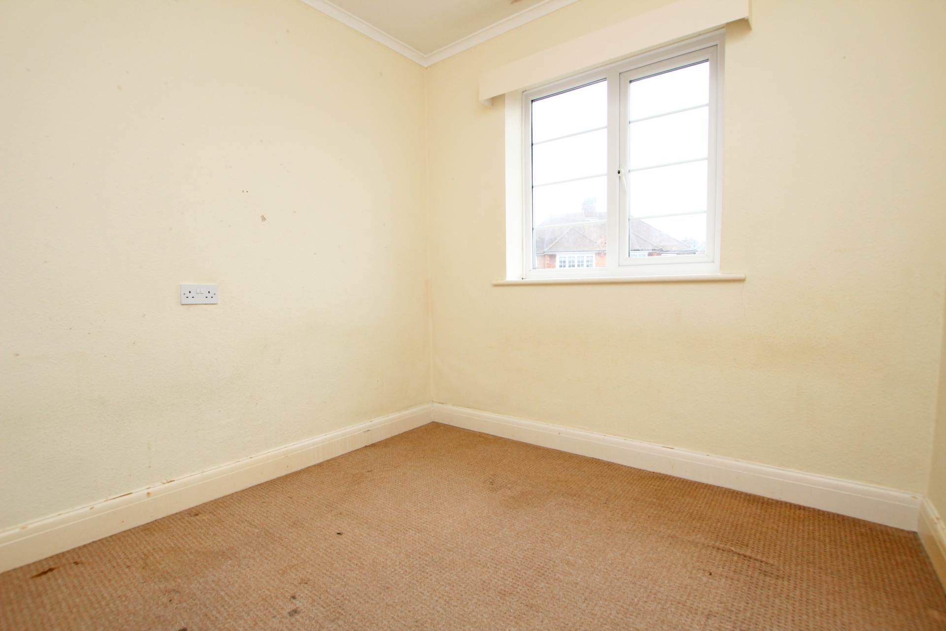 Lawns Avenue, Eastbourne, BN21 1PJ, Image 14