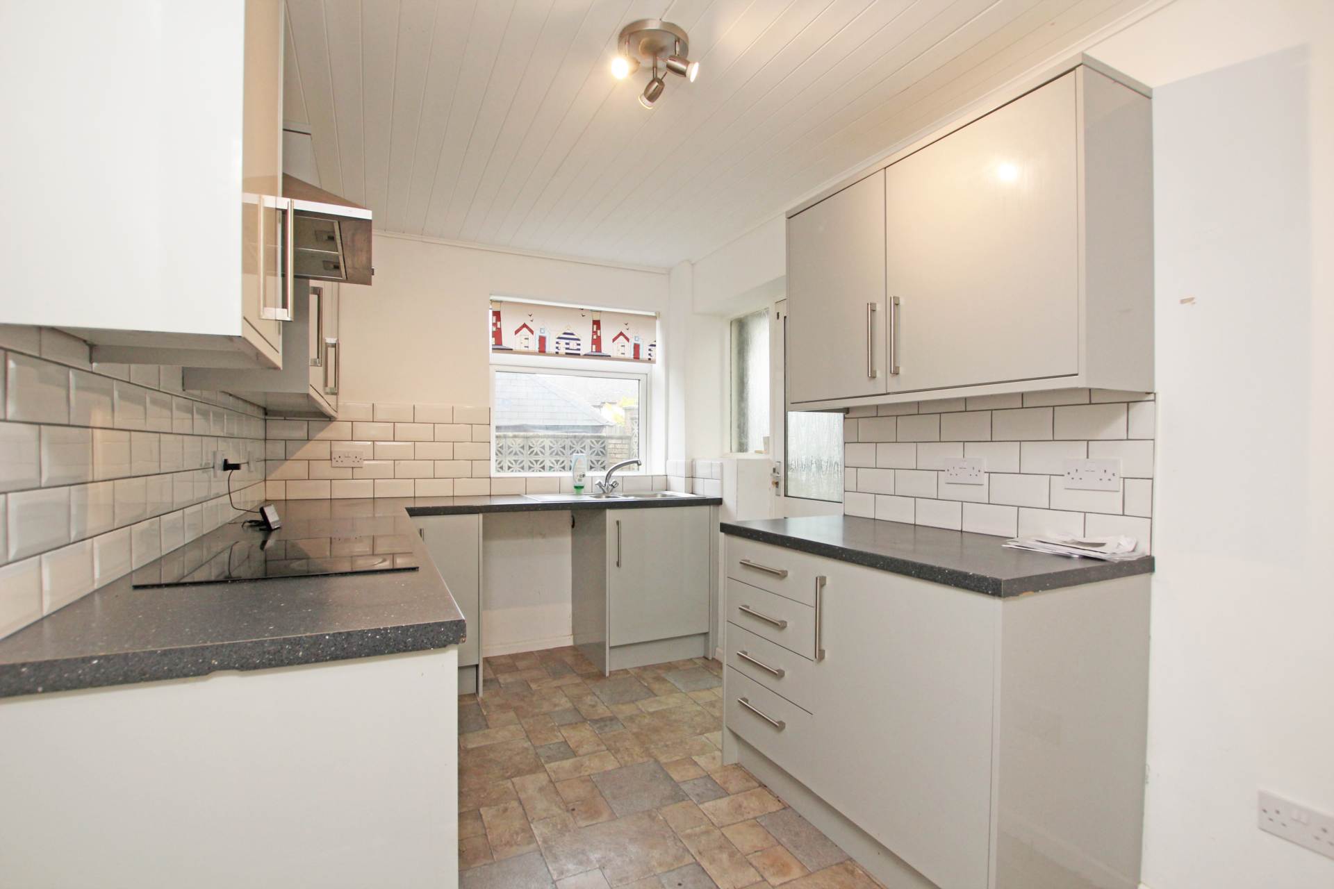 Lawns Avenue, Eastbourne, BN21 1PJ, Image 4
