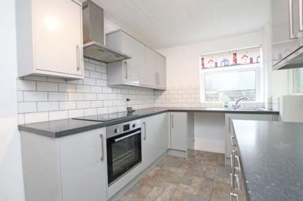 Lawns Avenue, Eastbourne, BN21 1PJ, Image 13