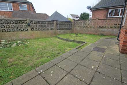 Lawns Avenue, Eastbourne, BN21 1PJ, Image 15