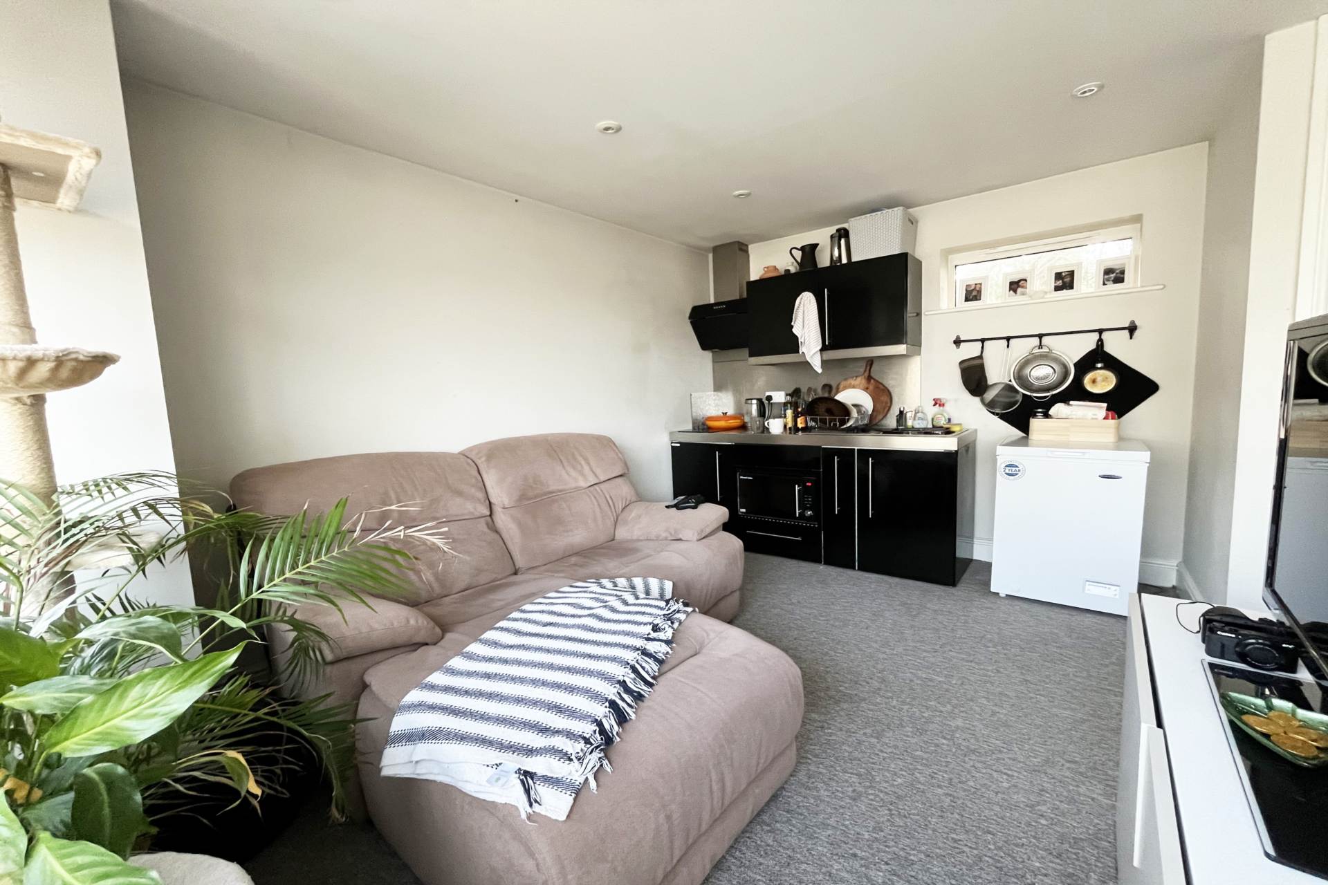 Carlton Road, Eastbourne, BN22 7EN, Image 4